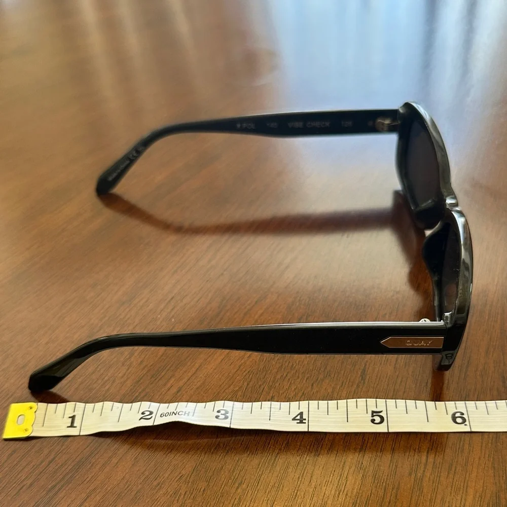 QUAY Australia Black Rectangular Sunglasses Brown Lenses Minimalist - Picture 6 of 10